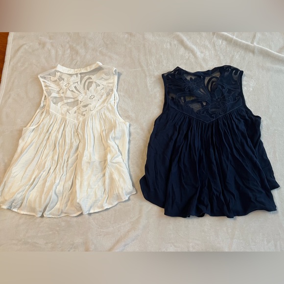 Free People Women’s Lace top both size small - Picture 2 of 2